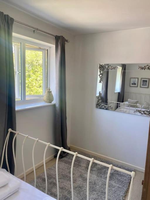 Cheerful 2-bedroom With Free Parking * Roughhill