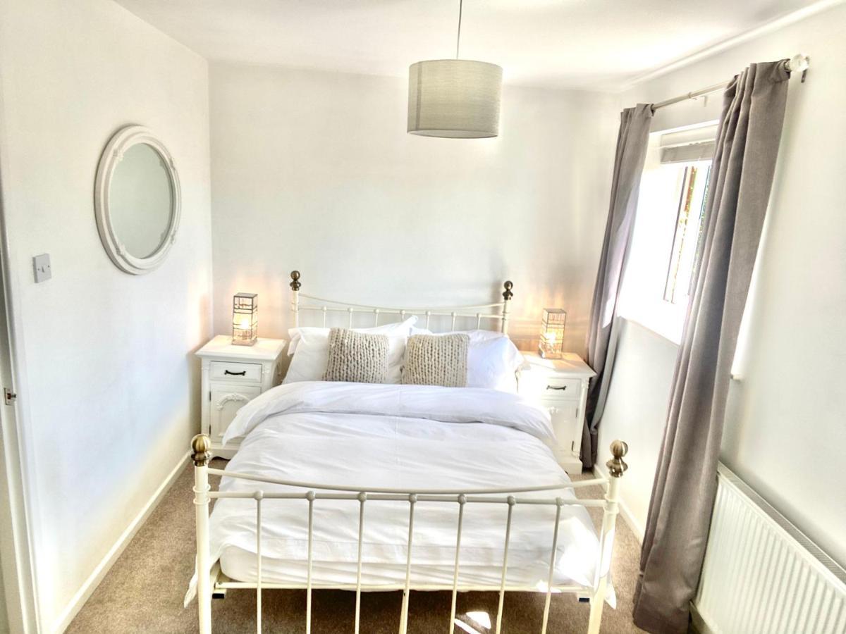Cheerful 2-bedroom With Free Parking Roughhill